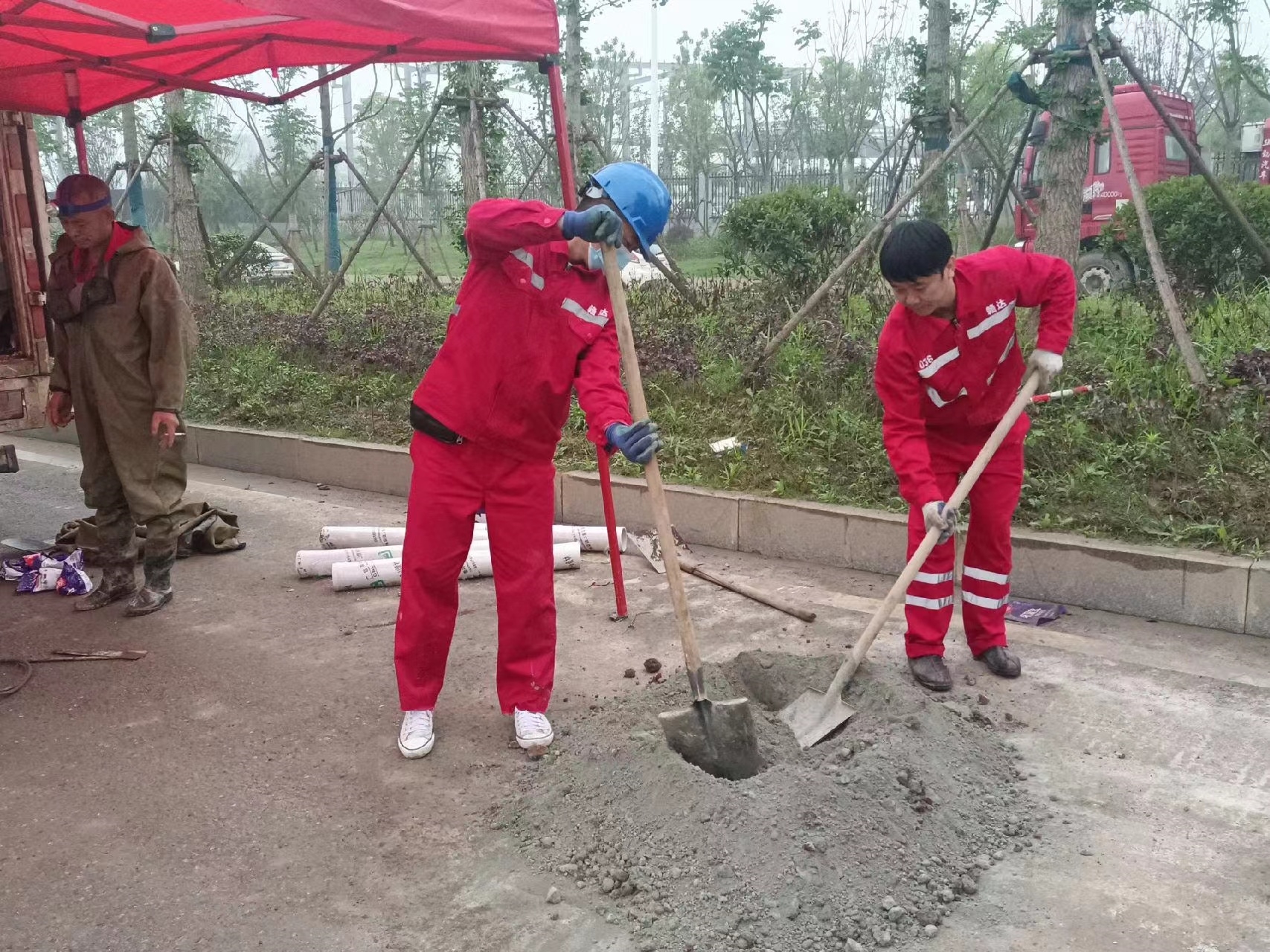 绥中管道疏通哪家好】及时进行市政管道清淤